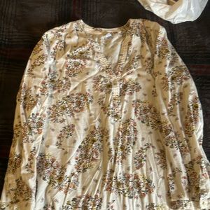 Long sleeve dress shirt